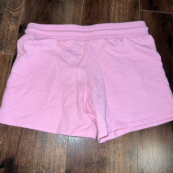 MTV Sweat Shorts - Picture 2 of 3